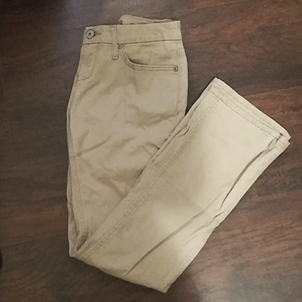 New Faded Glory Khaki pants (6P)